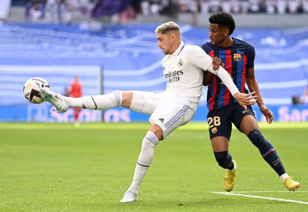 Hạ Barca 3-1, Real soán ngôi đầu của đối thủ sau trận Siêu kinh điển ảnh 8