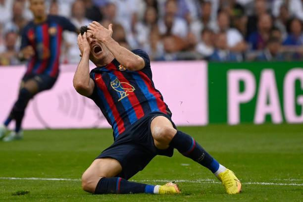 Hạ Barca 3-1, Real soán ngôi đầu của đối thủ sau trận Siêu kinh điển ảnh 15