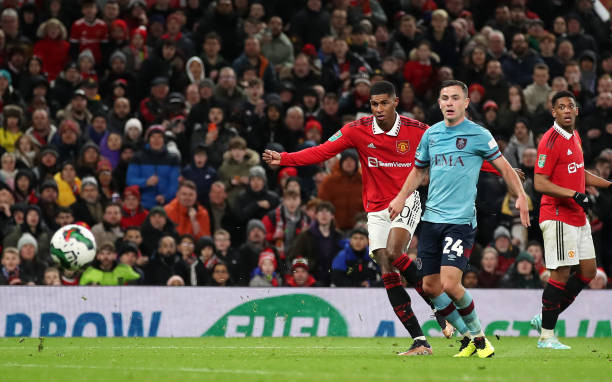 Rashford ghi bàn quyết định cho MU