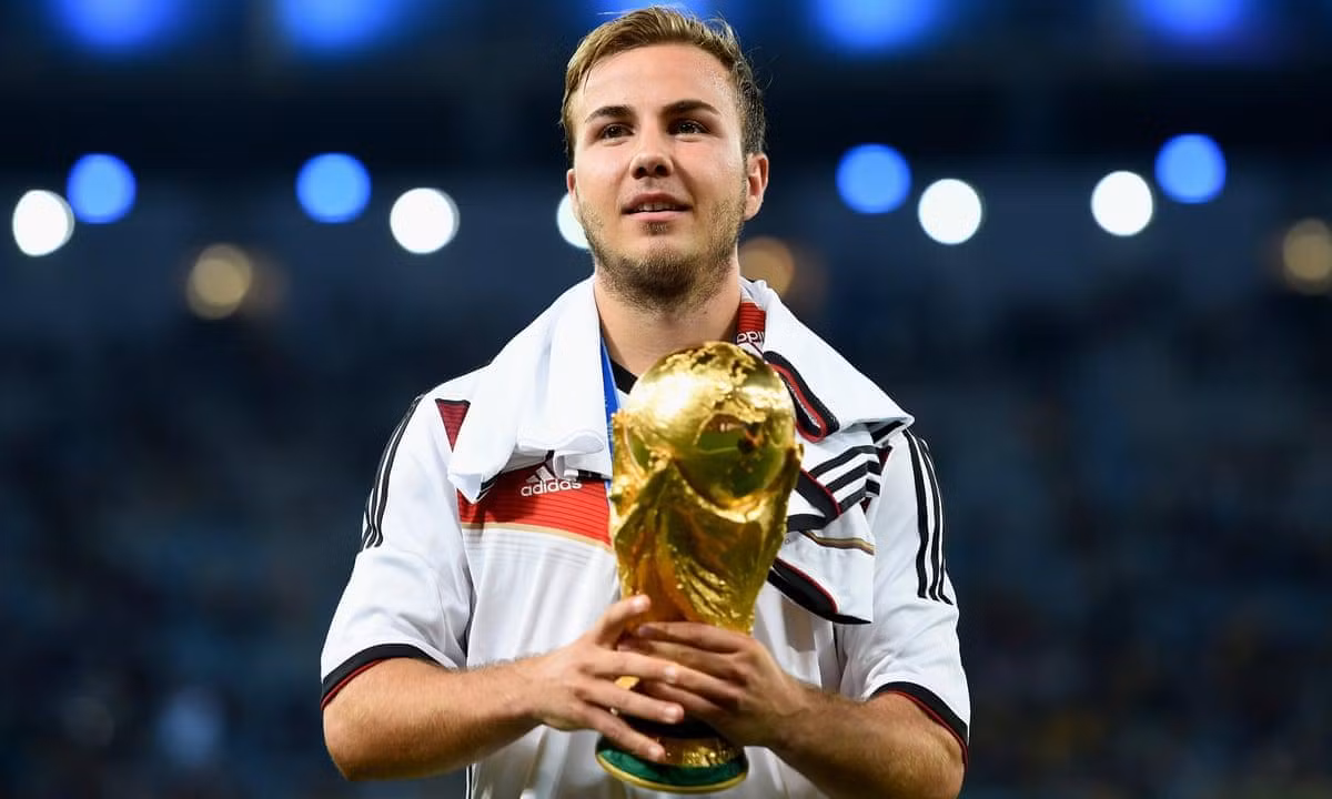 Gotze trở lại tuyển Đức sau 5 năm vắng bóng Gotze trở lại tuyển Đức sau 5 năm vắng bóng