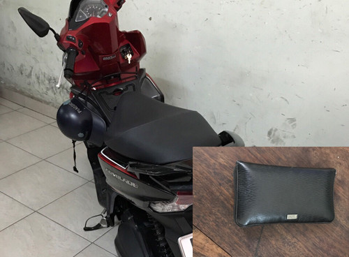 Thanh niên giúp bạn gái giằng lại ví từ tên cướp ảnh 1