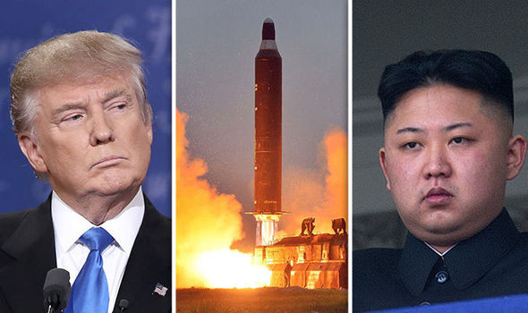 Truyền thông Nga: Ông Trump nguy hiểm hơn Kim Jong-un ảnh 1