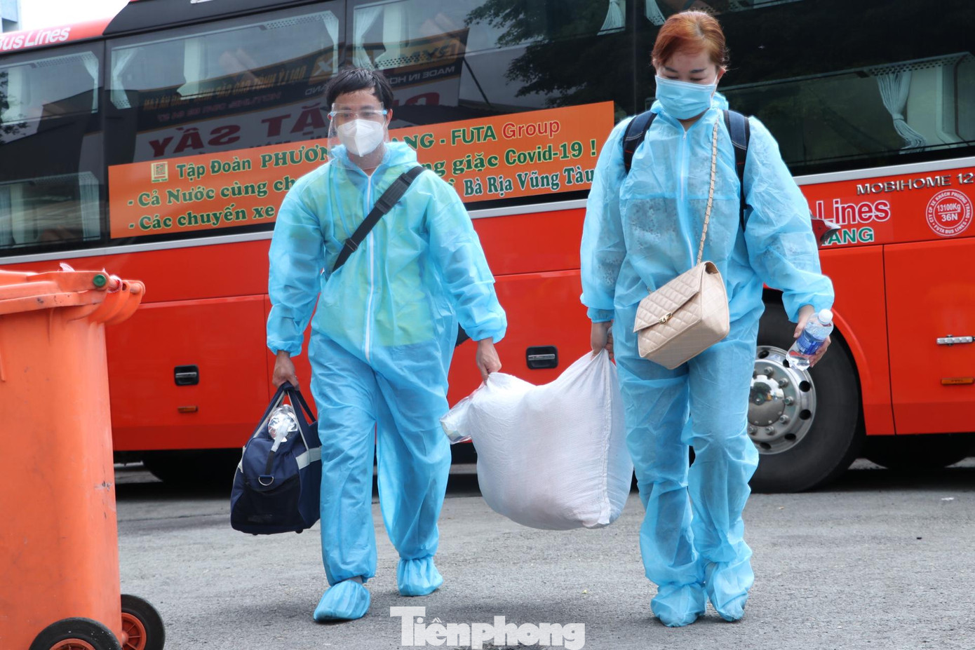 Ông Chín khuyến cáo, hành khách nên tìm hiểu các điều kiện cần thiết khi sử dụng xe khách.