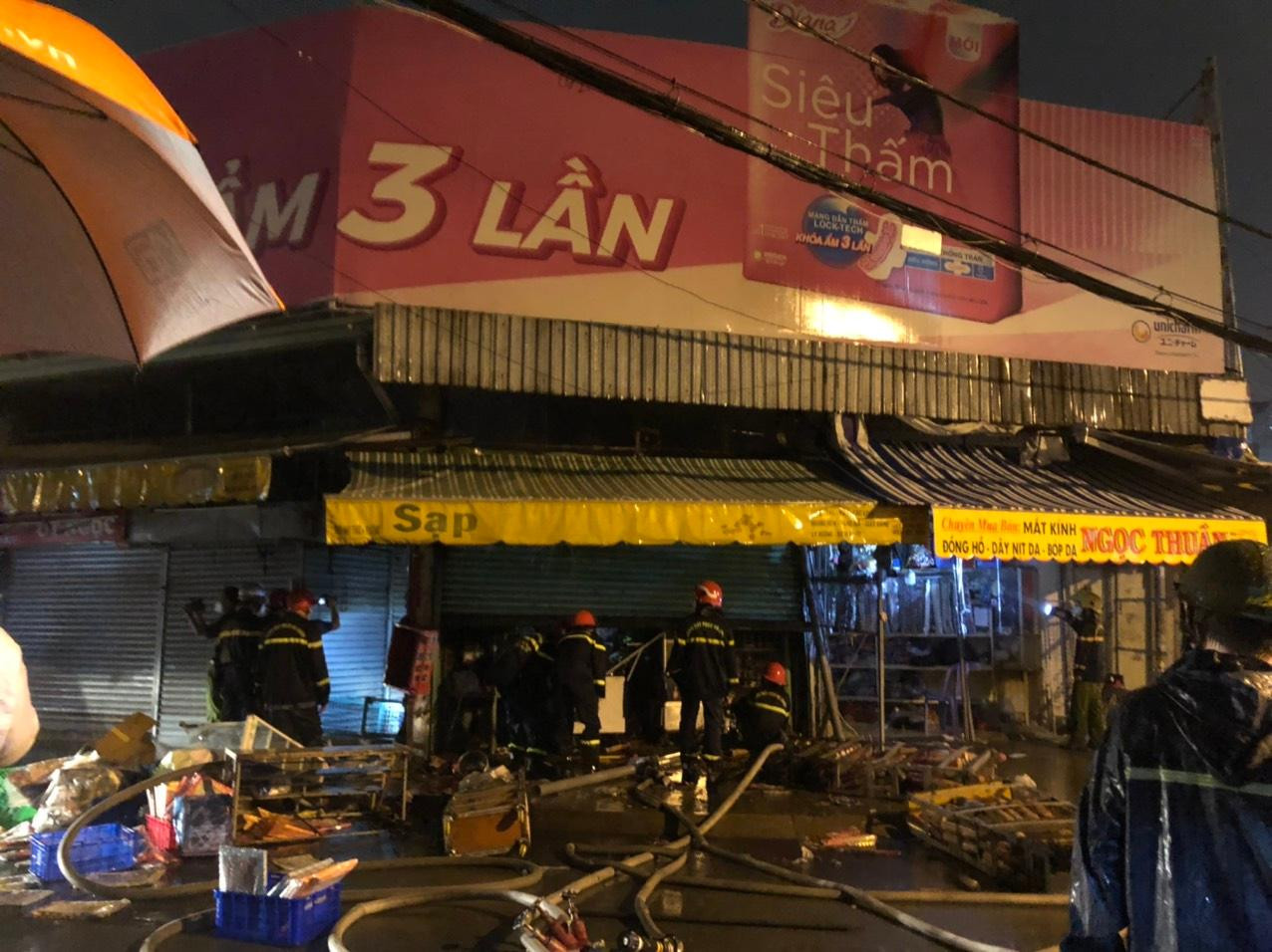 Hiện trường vụ cháy. Hiện trường vụ cháy.