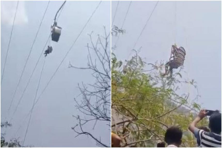 Công tác cứu hộ tại hiện trường. Ảnh: Straitstimes Công tác cứu hộ tại hiện trường. Ảnh: Straitstimes