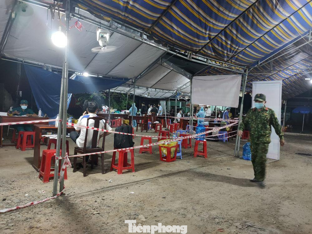 Dự báo trong thời gian tới, dòng người từ các tỉnh Tây nguyên trở lại các tỉnh Đông Nam bộ sẽ tiếp tục tăng khi xe khách hoạt động trở lại.