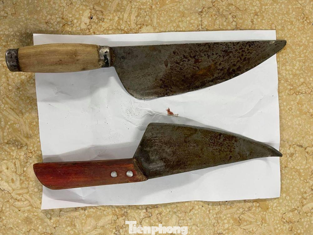 Hung khí đối tượng dùng tấn công lực lượng chức năng