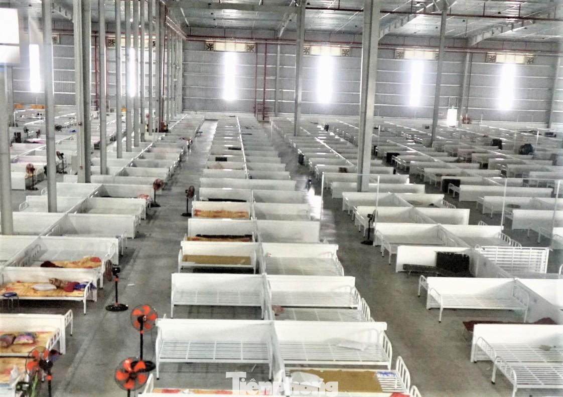 Liên tiếp trong 10 ngày qua, số ca mắc COVID-19 ở Bình Dương giảm đều. Trong khi số ca mắc mới giảm sâu, số bệnh nhân xuất viện về nhà mỗi ngày đều 4 con số.