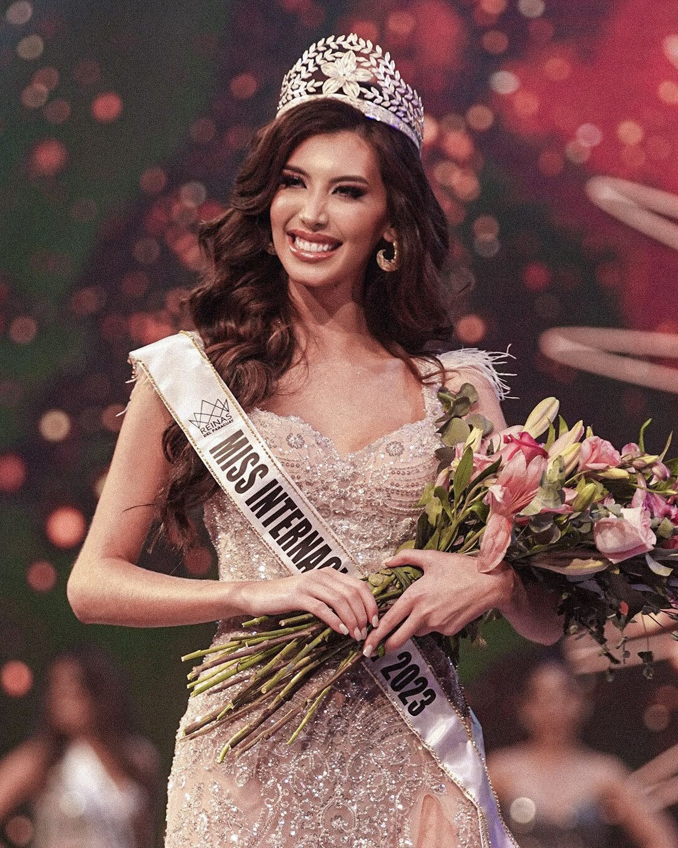 Người đẹp Jimena Sosa thắng danh hiệu Miss International Paraguay 2023 và đại diện Paraguay tại Hoa hậu Quốc tế 2023 tổ chức ở Nhật Bản vào cuối năm nay.