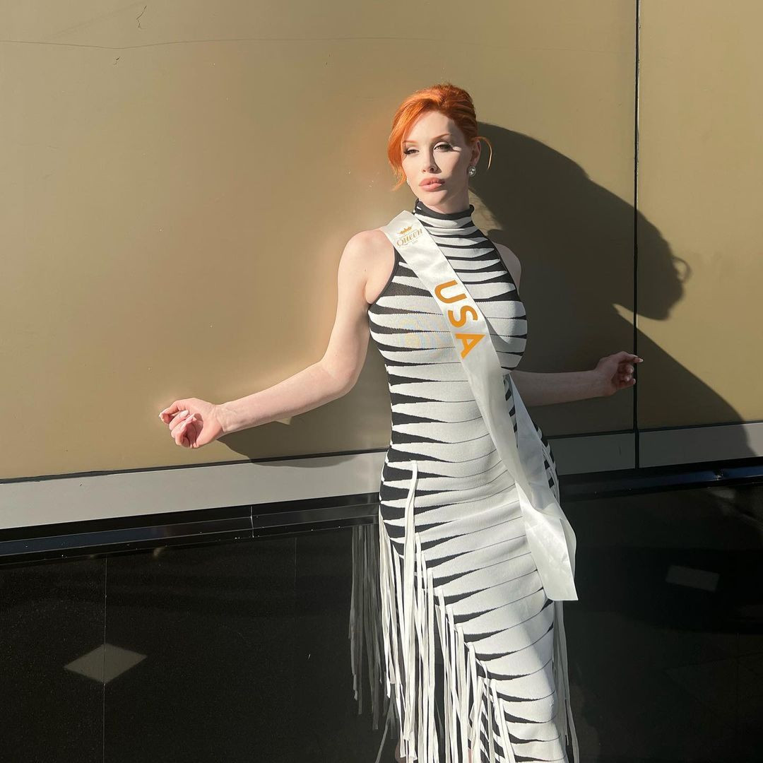 Trong quá trình tham gia cuộc thi, Melony Munro cũng đầu tư cho những trang phục mà cô mặc hàng ngày.