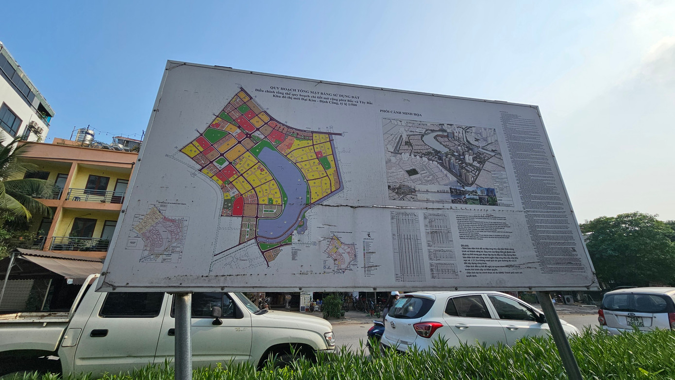 Được biết, Văn phòng UBND TP Hà Nội mới đây có văn bản gửi Thanh tra TP khẩn trương thực hiện chỉ đạo của lãnh đạo thành phố về việc xem xét thanh tra dự án đầu tư liên quan đối ứng (dự án đầu tư xây dựng Khu đô thị mới Đại Kim - Định Công mở rộng) cho dự án đầu tư xây dựng đường Vành đai 2,5