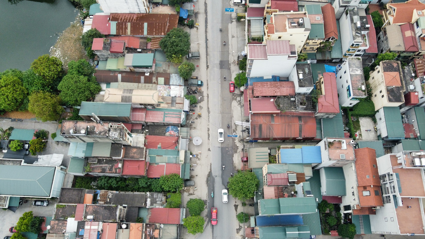 Về nguồn vốn thực hiện, ngân sách thành phố ứng trước và hoàn trả nguồn thu từ tiền sử dụng đất trên địa bàn quận Hoàng Mai để tạo nguồn vốn thực hiện dự án.