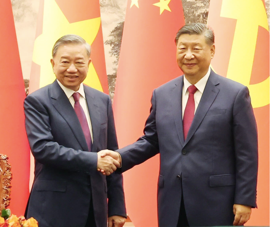 Tổng Bí thư, Chủ tịch nước Tô Lâm trong cuộc gặp Tổng Bí thư, Chủ tịch nước Trung Quốc Tập Cận Bình tại Bắc Kinh, tháng 8/2024. (Ảnh: Nhandan) Tổng Bí thư, Chủ tịch nước Tô Lâm trong cuộc gặp Tổng Bí thư, Chủ tịch nước Trung Quốc Tập Cận Bình tại Bắc Kinh, tháng 8/2024. (Ảnh: Nhandan)