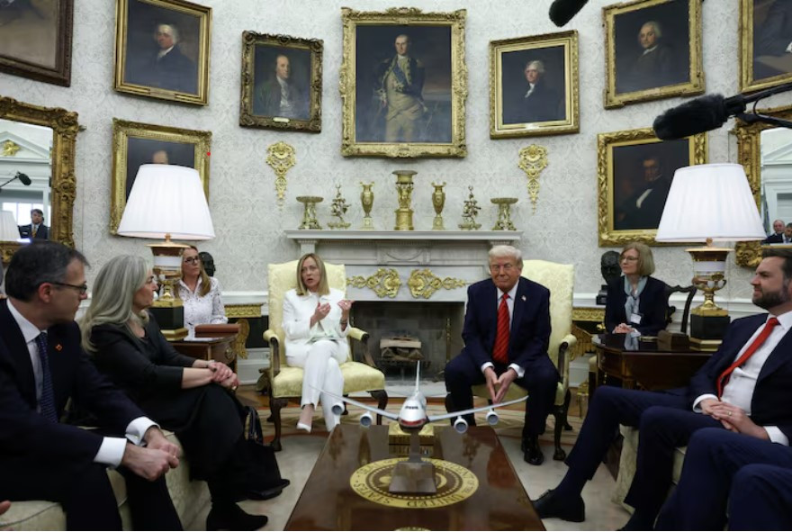 Tổng thống Mỹ Donald Trump và Thủ tướng Ý Giorgia Meloni trong cuộc hội đàm tại Nhà Trắng ngày 17/4. (Ảnh: Reuters) Tổng thống Mỹ Donald Trump và Thủ tướng Ý Giorgia Meloni trong cuộc hội đàm tại Nhà Trắng ngày 17/4. (Ảnh: Reuters)