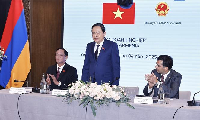 Chủ tịch Quốc hội Trần Thanh Mẫn phát biểu tại Tọa đàm doanh nghiệp Việt Nam - Armenia. Ảnh: TTXVN.