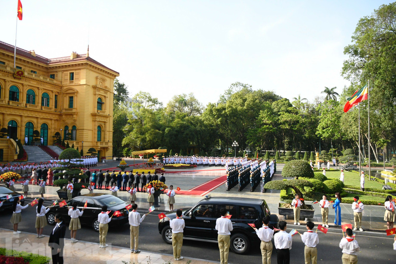 Toàn cảnh lễ đón Thủ tướng Ethiopia. Ảnh: Như Ý Toàn cảnh lễ đón Thủ tướng Ethiopia. Ảnh: Như Ý
