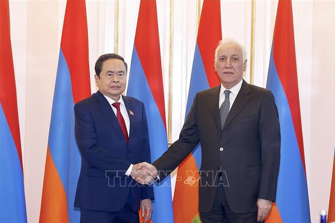 Chủ tịch Quốc hội Trần Thanh Mẫn hội kiến Tổng thống Armenia Vahagn Khachaturyan. (Ảnh: TTXVN)
