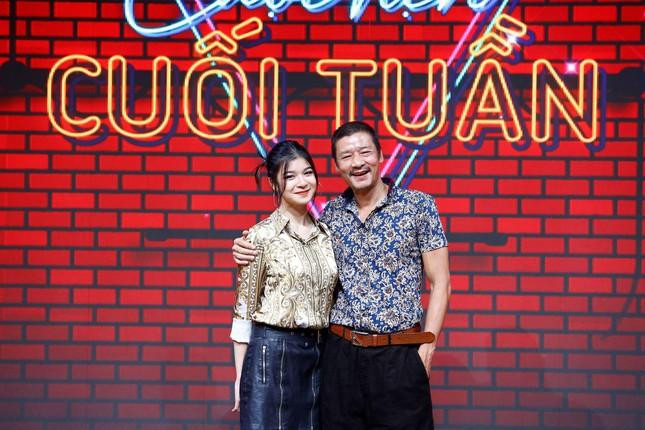 NSƯT Võ Hoài Nam có một cậu con trai cả và ba cô con gái. Cô con gái lớn nhất là Võ Hoài Anh. Hoài Anh năm nay 16 tuổi, đang học đàn tranh tại Học viện Âm nhạc Quốc gia. Bên cạnh đó, con gái lớn NSƯT Võ Hoài Nam cũng đam mê thanh nhạc từ nhỏ.