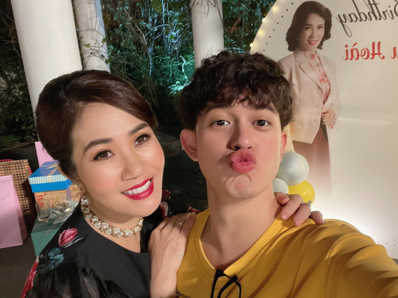 Diễn viên Nguyệt Hằng và Quang Anh.