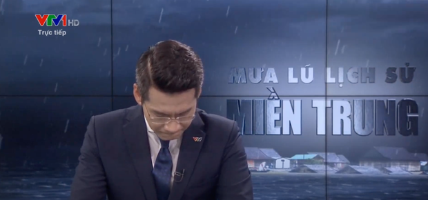 Khoảnh khắc BTV Tuấn Dương nghẹn ngào không thể dẫn tiếp trong chương trình "Mưa lũ lịch sử miền Trung".