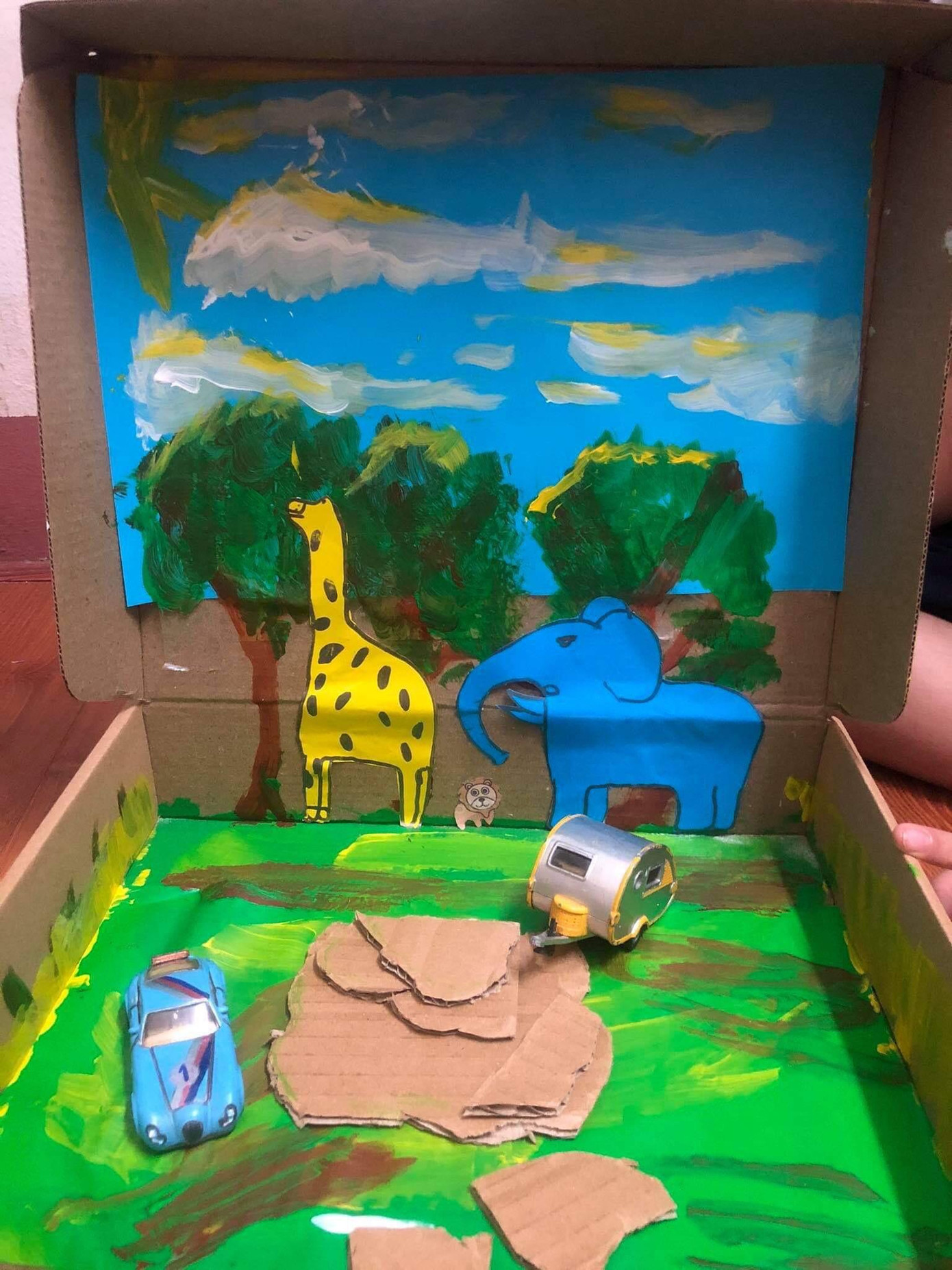 Những sản phẩm sáng tạo lại tự tay làm và làm tại nhà, ngay từ những vật liệu thân quen thế này đã đủ hấp dẫn tween mình chưa?! Những sản phẩm sáng tạo lại tự tay làm và làm tại nhà, ngay từ những vật liệu thân quen thế này đã đủ hấp dẫn tween mình chưa?!