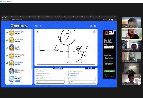 Lớp học mùa dịch vẫn vui và được gặp gỡ nhiều bạn bè mới. Lớp học mùa dịch vẫn vui và được gặp gỡ nhiều bạn bè mới.