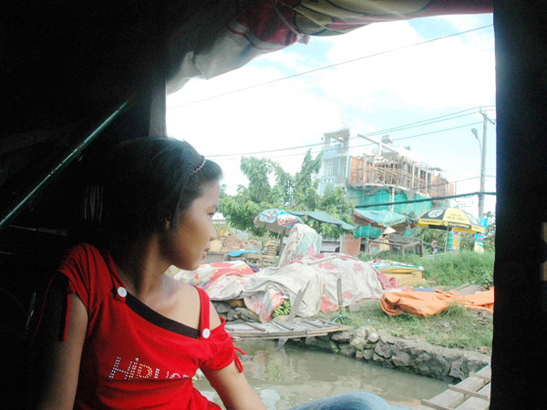 Mơ ước một mái nhà tình thương. Ảnh: T.N. A