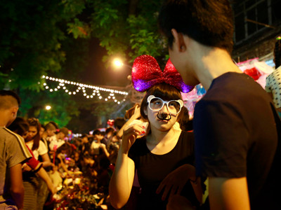 Hóa trang theo trào lưu của giới trẻ