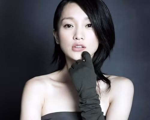 Châu Tấn
