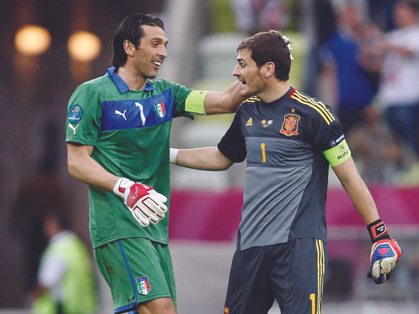Buffon và Casillas, những “ông già” đã tỏa sáng tại Euro 2012 