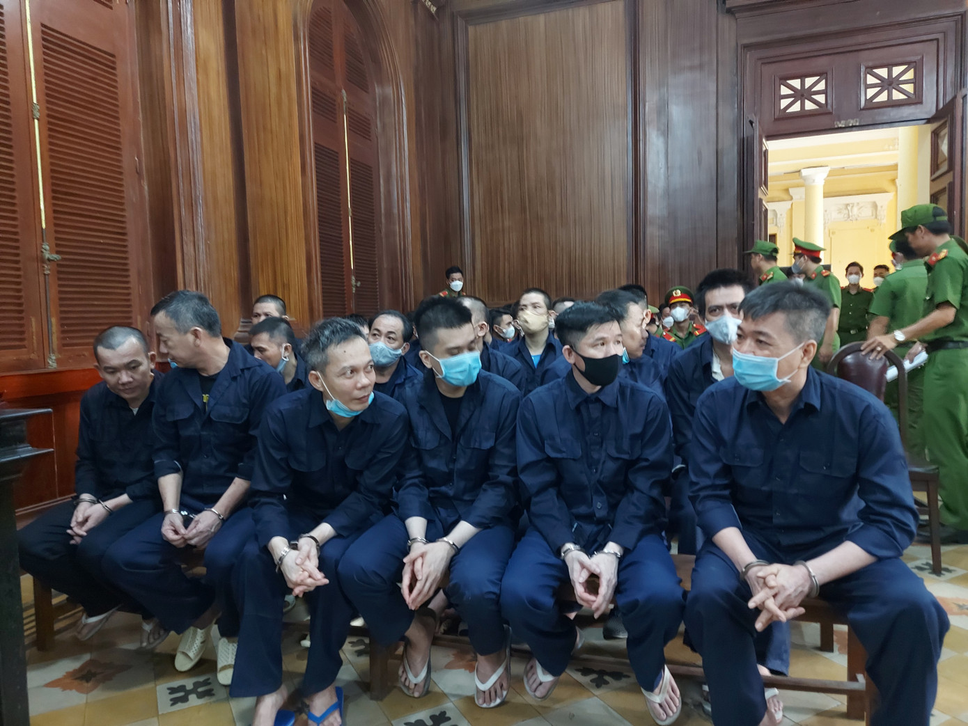 Các bị cáo tại phiên tòa