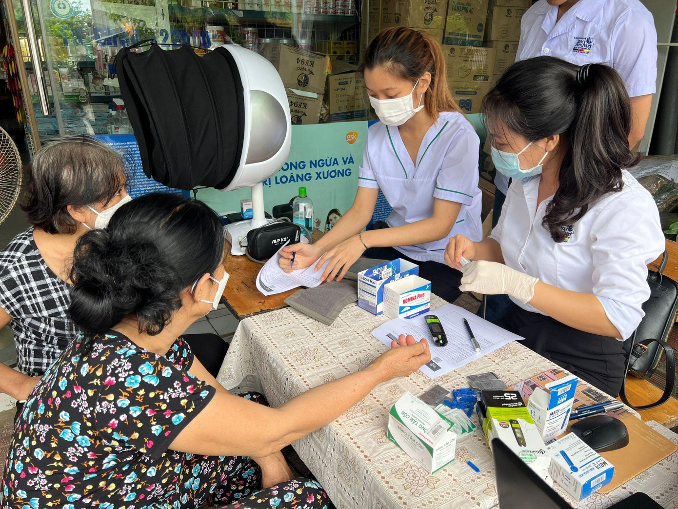 Chương trình Khám sức khỏe miễn phí là minh chứng cho cam kết vì sức khỏe cộng đồng của Thanh Trang Pharma.