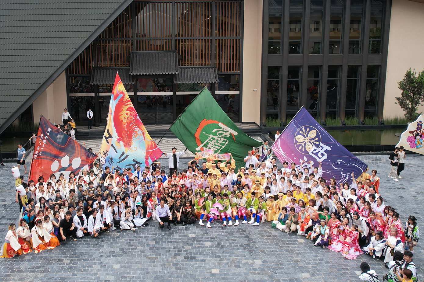 Tuần lễ giao lưu văn hóa Haru Matsuri mùa 1 thu hút đông đảo du khách tham dự sẽ trở lại trong “Siêu hội tháng 4” Lynn Times Thanh Thủy Tuần lễ giao lưu văn hóa Haru Matsuri mùa 1 thu hút đông đảo du khách tham dự sẽ trở lại trong “Siêu hội tháng 4” Lynn Times Thanh Thủy