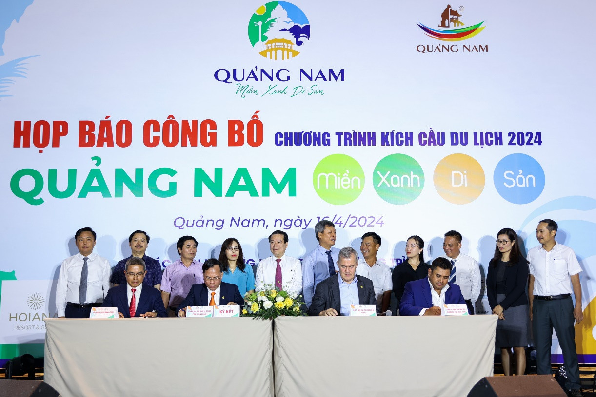 Larue đồng hành cùng tỉnh Quảng Nam xúc tiến thực hiện Chương trình phát triển du lịch Miền xanh Di sản 2024. Larue đồng hành cùng tỉnh Quảng Nam xúc tiến thực hiện Chương trình phát triển du lịch Miền xanh Di sản 2024.