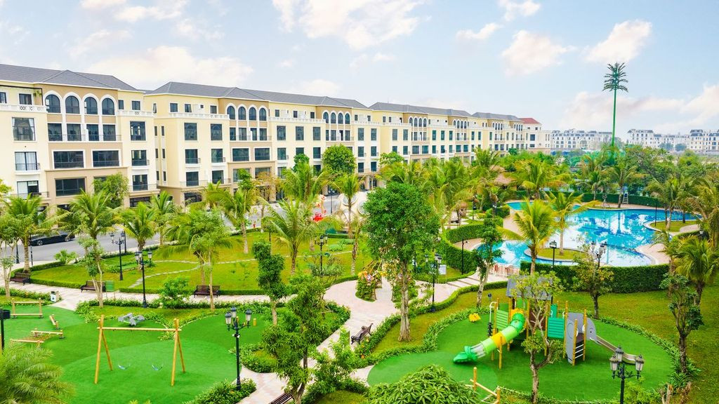 Nghiên cứu chỉ ra địa ốc chính là kênh đầu tư có tỷ suất lợi nhuận cao nhất trong hai năm qua, lên tới 14%/năm. Nghiên cứu chỉ ra địa ốc chính là kênh đầu tư có tỷ suất lợi nhuận cao nhất trong hai năm qua, lên tới 14%/năm.