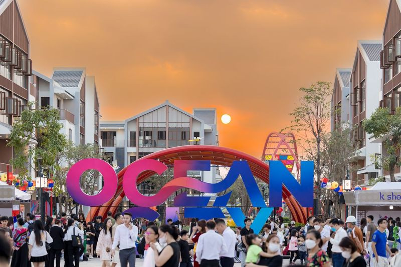 Chuỗi sự kiện ra mắt K-Town sẽ tạo nên sự bùng nổ tại Ocean City và bờ Đông Hà Nội Chuỗi sự kiện ra mắt K-Town sẽ tạo nên sự bùng nổ tại Ocean City và bờ Đông Hà Nội
