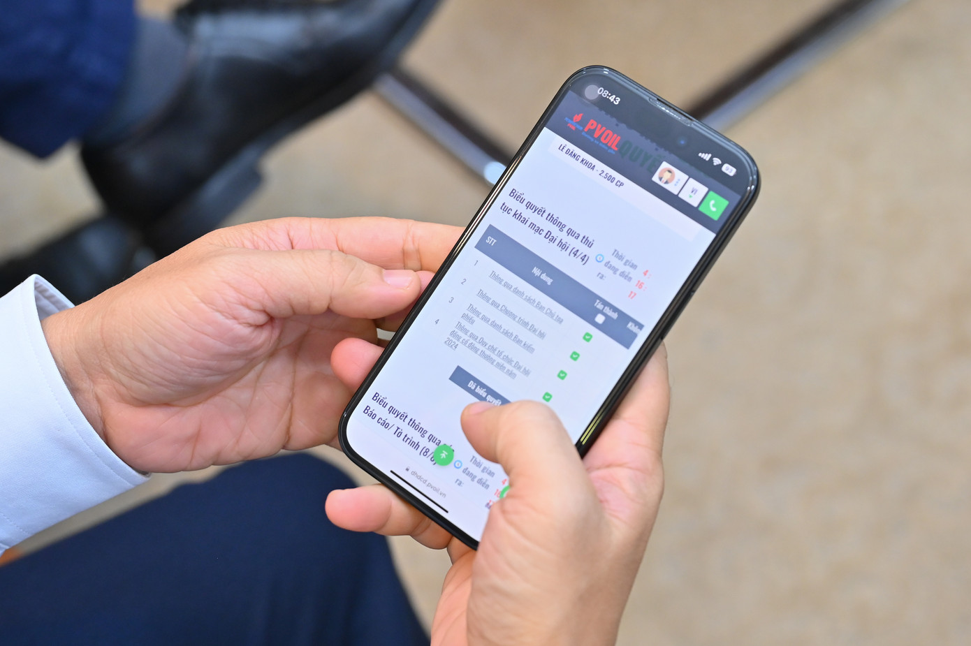 Cổ đông tham gia Đại hội theo hình thức trực tuyến Cổ đông tham gia Đại hội theo hình thức trực tuyến