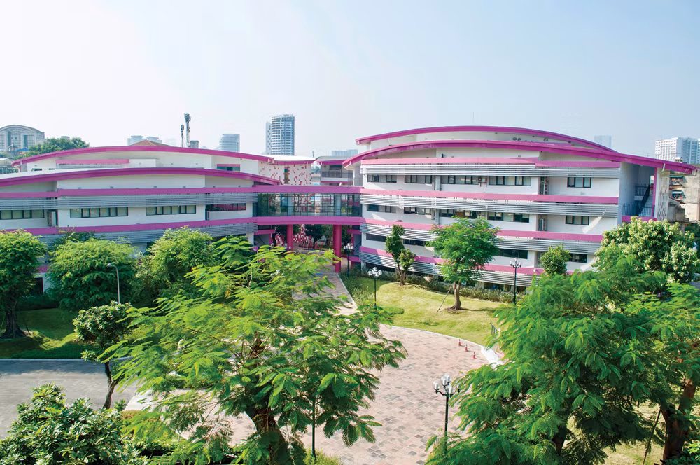 Môi trường xanh - sạch - đẹp - an toàn của TH School Môi trường xanh - sạch - đẹp - an toàn của TH School
