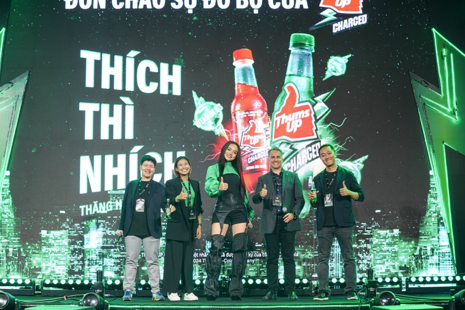 Sự kiện chính thức đưa Thums Up Charged® ra mắt toàn quốc Sự kiện chính thức đưa Thums Up Charged® ra mắt toàn quốc