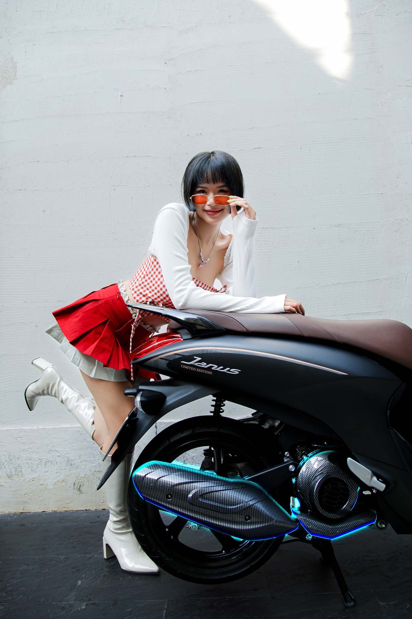 Lựa chọn kính phù hợp với phong cách và dáng mặt