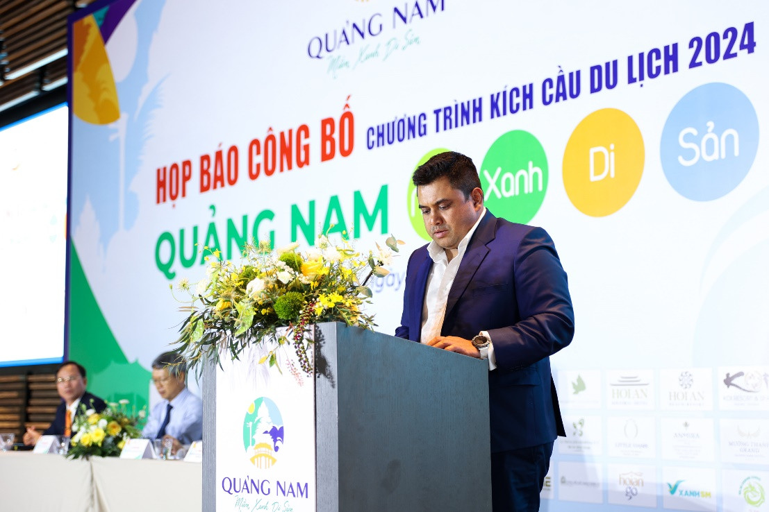 Ông Gavin Pathross - Giám Đốc Công Nghệ & Kỹ Thuật Số Cấp Cao, HEINEKEN Việt Nam phát biểu tại Họp báo công bố Chương trình kích cầu du lịch Quảng Nam Miền xanh Di sản 2024 Ông Gavin Pathross - Giám Đốc Công Nghệ & Kỹ Thuật Số Cấp Cao, HEINEKEN Việt Nam phát biểu tại Họp báo công bố Chương trình kích cầu du lịch Quảng Nam Miền xanh Di sản 2024