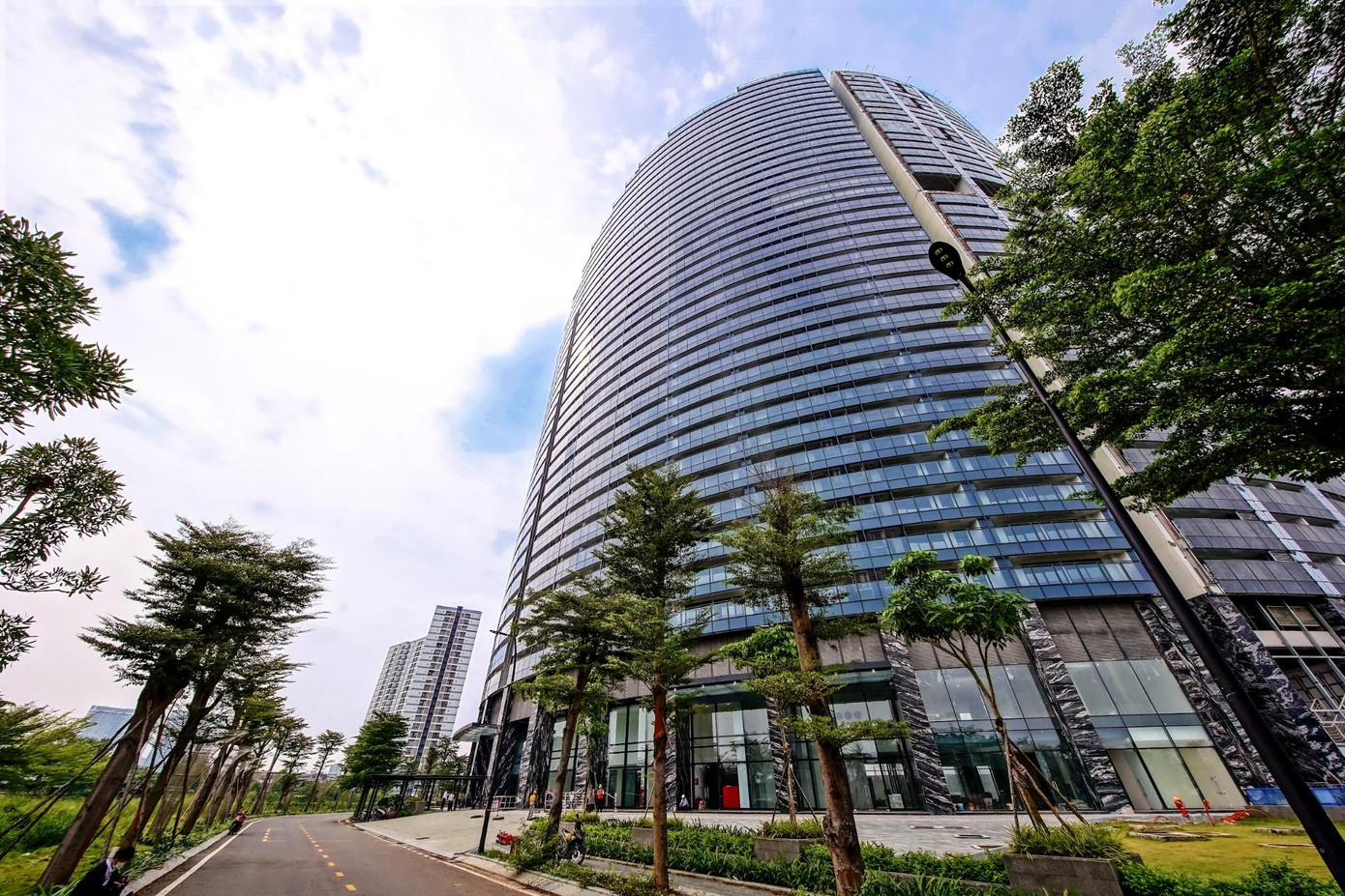 Sunshine Diamond River là điển hình trong số dự án đã bàn giao của SCG được đánh giá cao về chất lượng bàn giao, sở hữu thiết kế kiến trúc đẹp hơn phối cảnh. Sunshine Diamond River là điển hình trong số dự án đã bàn giao của SCG được đánh giá cao về chất lượng bàn giao, sở hữu thiết kế kiến trúc đẹp hơn phối cảnh.