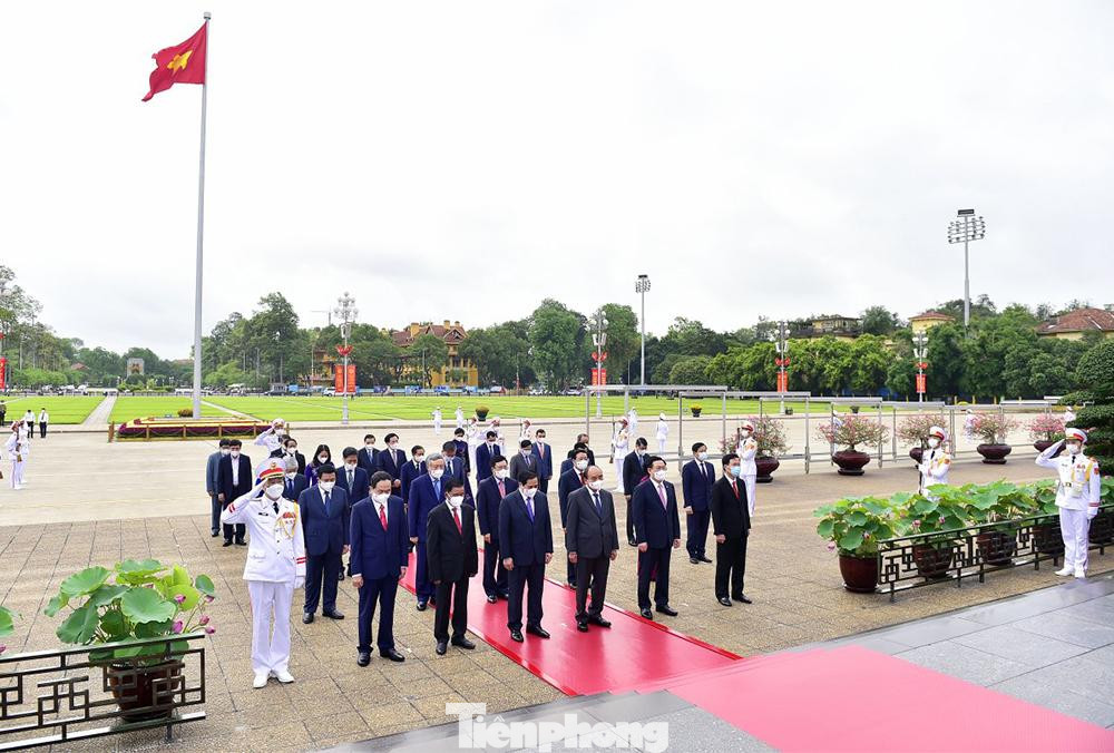 Lãnh đạo Đảng, Nhà nước tưởng niệm Chủ tịch Hồ Chí Minh