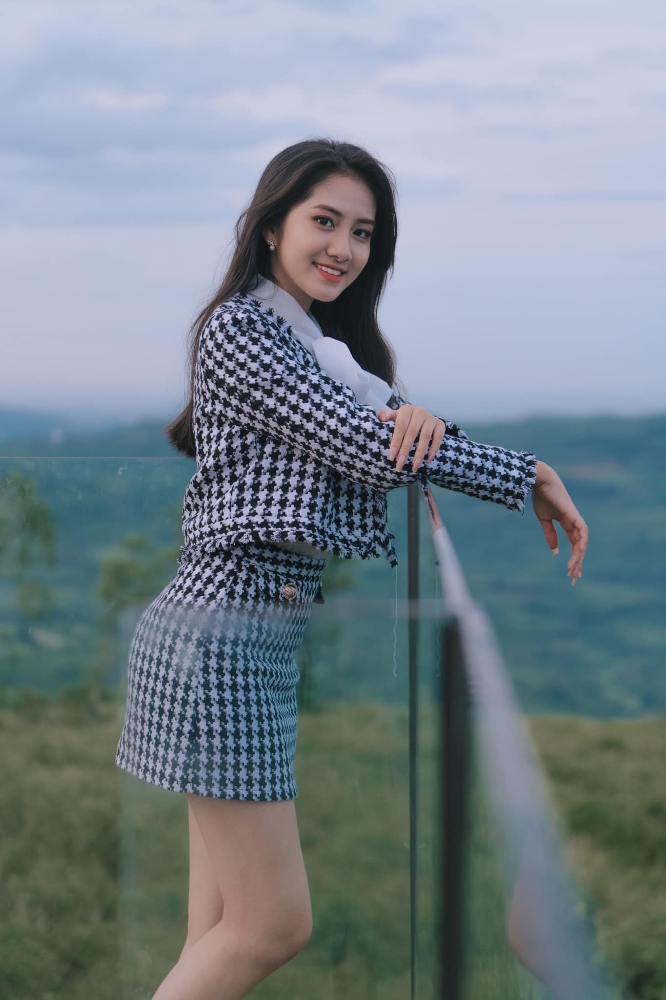 Để chuẩn bị cho cuộc thi Hoa hậu Việt Nam, Trúc Linh đã trau dồi thêm các kỹ năng như catwalk, make up, làm tóc… “Tôi đọc thêm nhiều sách, cập nhật kiến thức mỗi ngày về các vấn đề kinh tế, văn hóa, chính trị để có thông tin cũng như cái nhìn khách quan tình hình đất nước”, Trúc Linh cho biết.