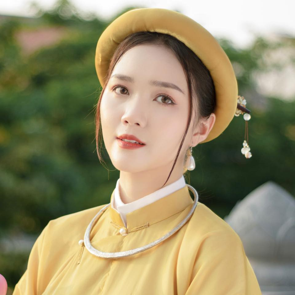 Mỹ Vân cho rằng trước đây, hình ảnh hoa hậu gắn liền với sự dịu dàng, nền nã, thì ngày nay, một người phụ nữ hiện đại còn được đánh giá qua trí tuệ, bản lĩnh và những đóng góp tích cực cho cộng đồng.