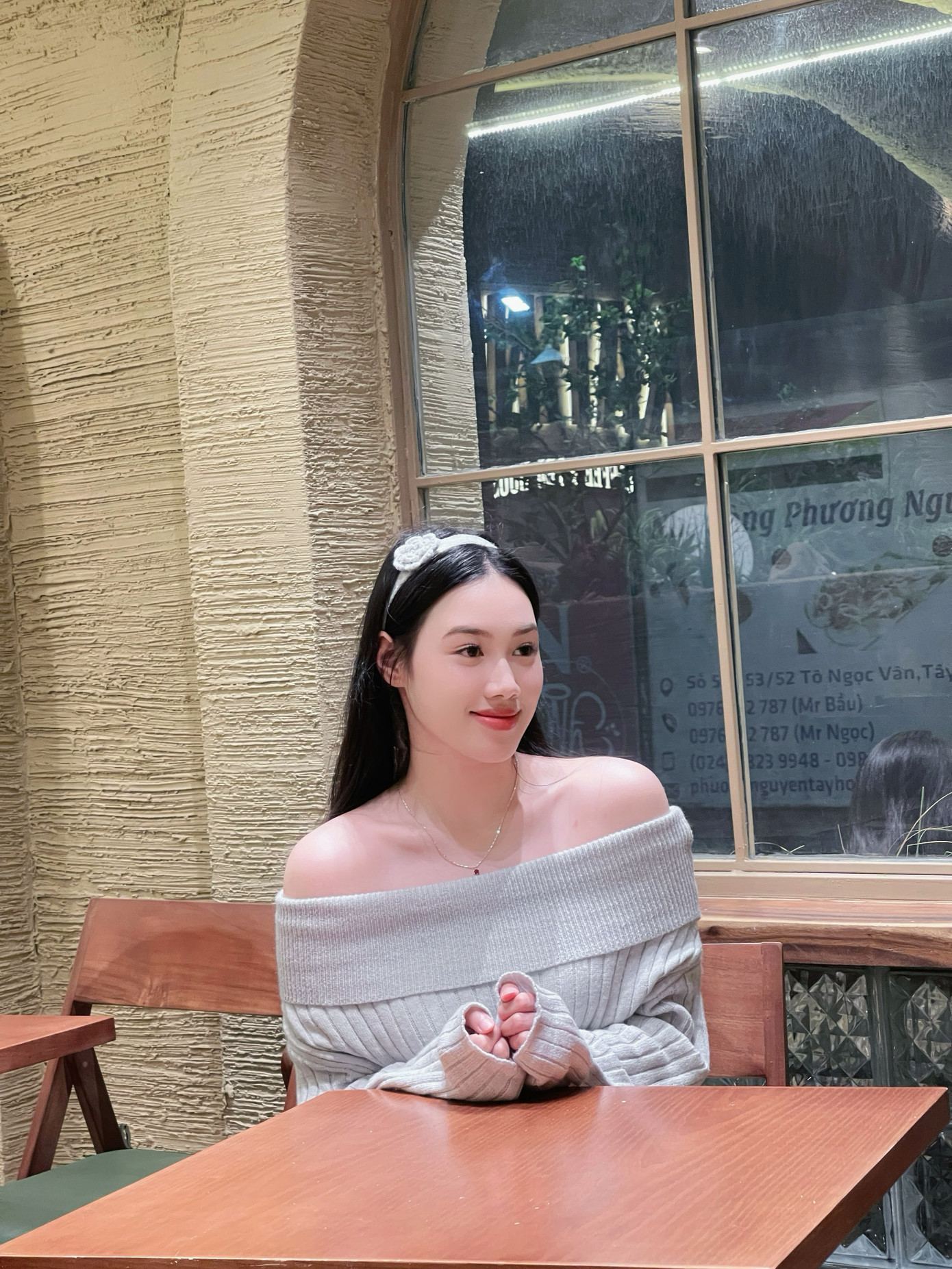 Người đẹp kể cô ấn tượng với NSND Tự Long vì được anh khen “đẹp quá” ngay khi bước vào vòng phỏng vấn. Điều này khiến cô có thêm động lực để tự tin thể hiện bản thân trước ban giám khảo.