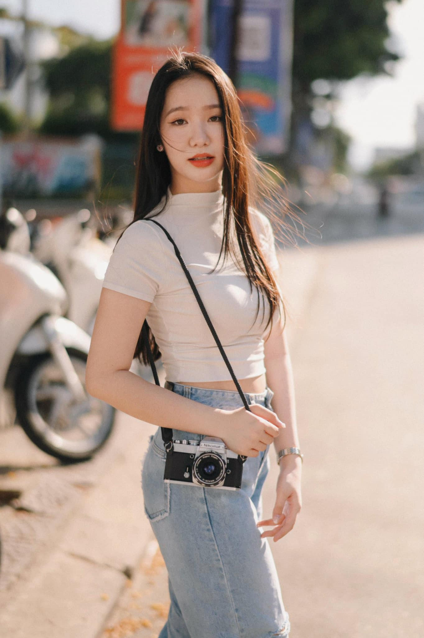 Tại phòng nhân trắc học, Phương Nhi được các bác sĩ khen có làn da đẹp khiến cô cảm thấy hạnh phúc. Cô vui mừng vì các số đo của mình vẫn giữ nguyên sau khi đo nhân trắc học.