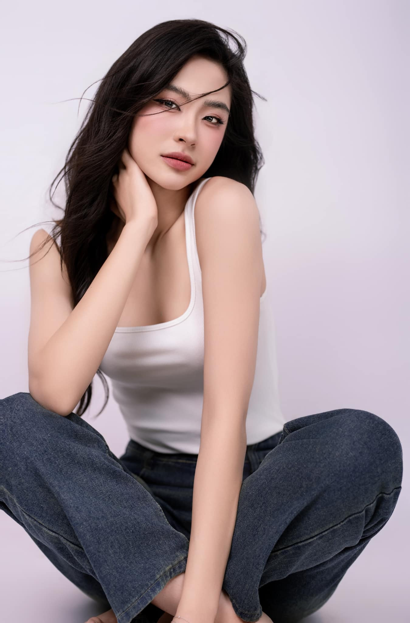 Sau khi vượt qua gần 200 thí sinh để lọt vào top 41 Hoa hậu Việt Nam, Vân Nhi cảm thấy vui và tự hào.