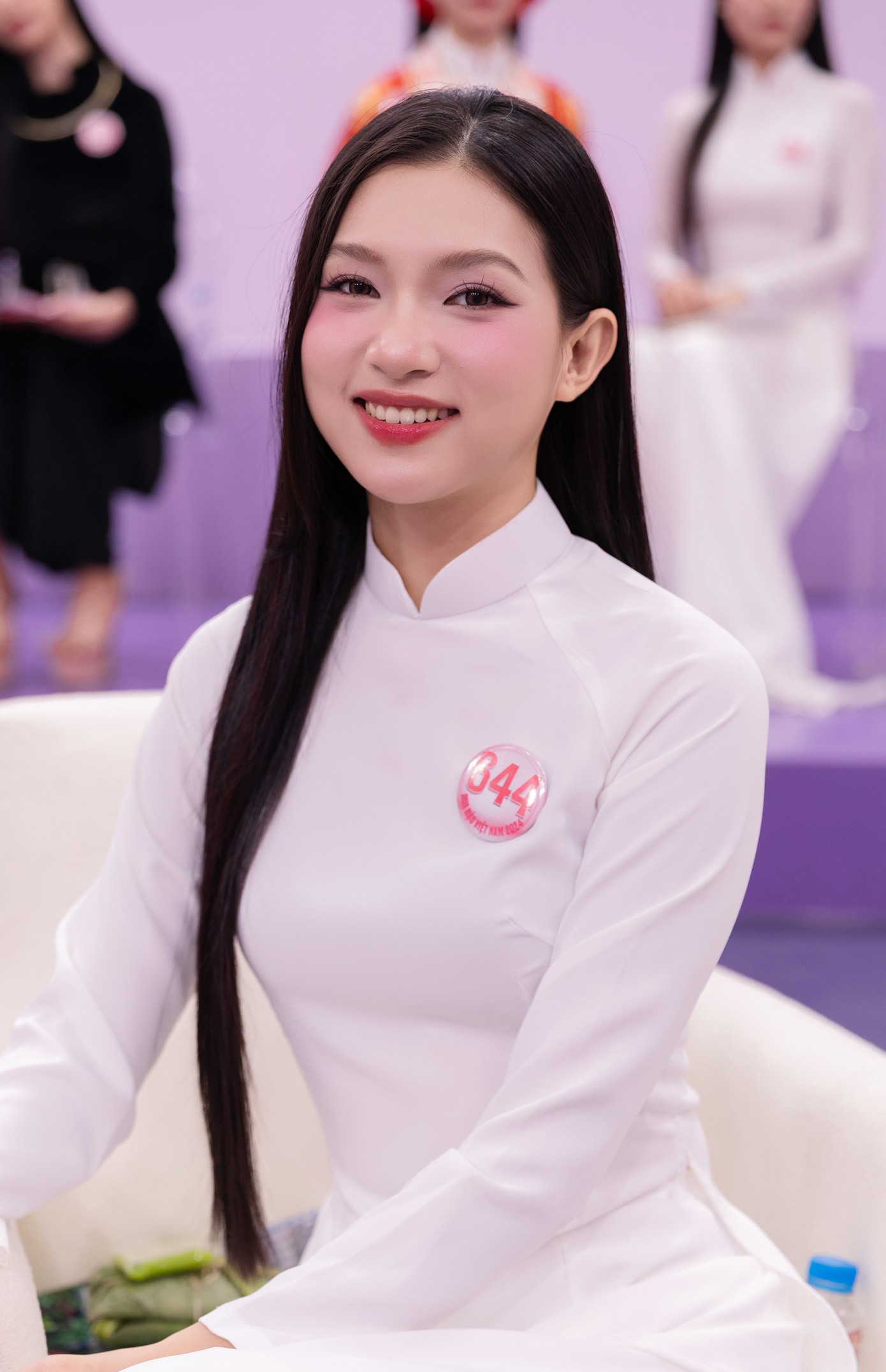 Khởi động từ tháng 12/2024, cuộc thi Hoa hậu Việt Nam 2024 chỉ có gần 2 tháng nhận hồ sơ và tuyển sinh, tuy vậy Ban tổ chức đã nhận được số lượng hồ sơ nhiều bậc nhất trong lịch sử, với hơn 300 hồ sơ sau khi sơ loại để vào vòng sơ khảo.