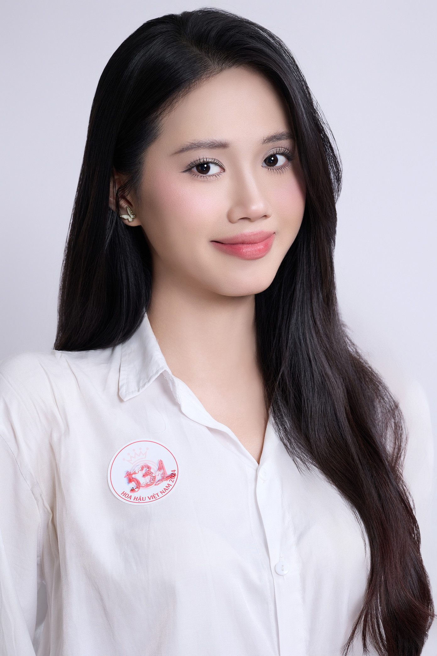 Thí sinh Đoàn Thị Diệu Huyền, SBD 531, sinh năm 2003, đến từ Quảng Trị, sinh viên Đại học CNTTNTT &amp; TT Việt Hàn - Đại học Đà Nẵng.